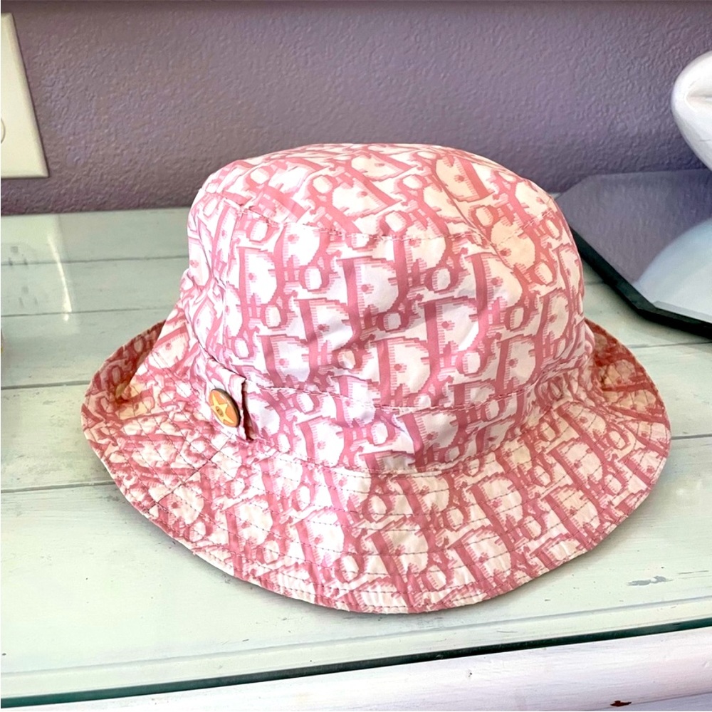 Pink and white Dior bucket hat